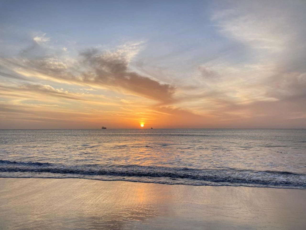 Ceylon Beach Haven Uppuveli 트링코말리 외부 사진