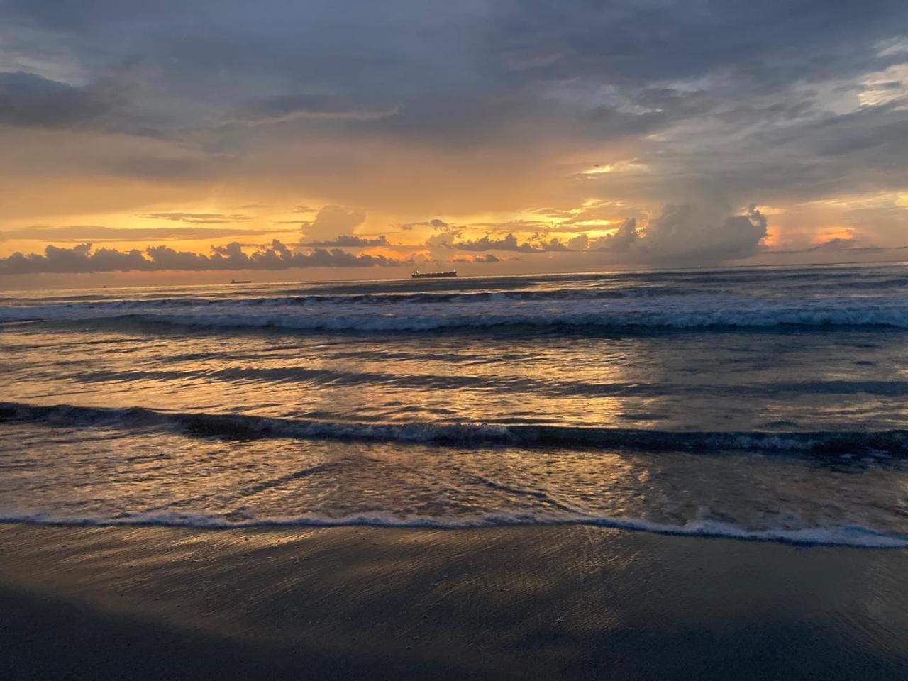 Ceylon Beach Haven Uppuveli 트링코말리 외부 사진